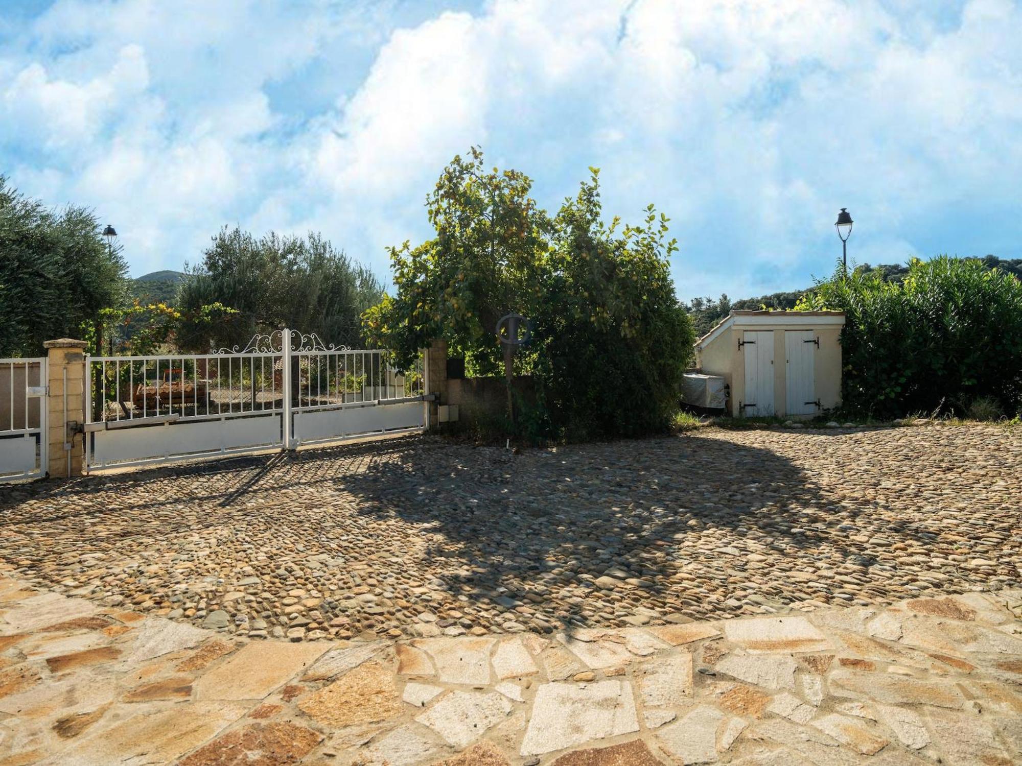 House In The South Of France With Private Pool Villa Roquebrun Exterior photo